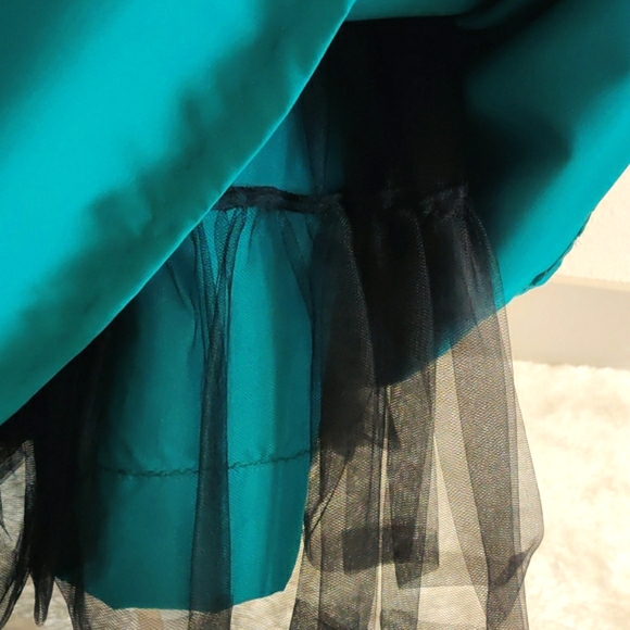 David's Bridal Satin Strapless Gown - Picture 4 of 8